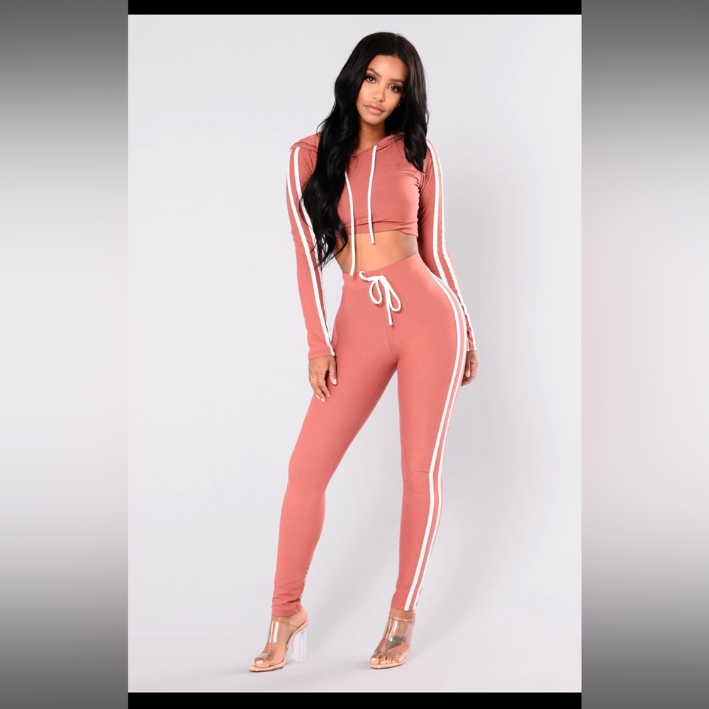 Fashion nova 2 piece set